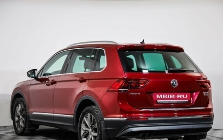 Volkswagen Tiguan II, 2017 год, 2 799 000 рублей, 7 фотография