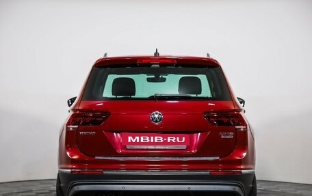 Volkswagen Tiguan II, 2017 год, 2 799 000 рублей, 6 фотография