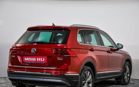 Volkswagen Tiguan II, 2017 год, 2 799 000 рублей, 5 фотография