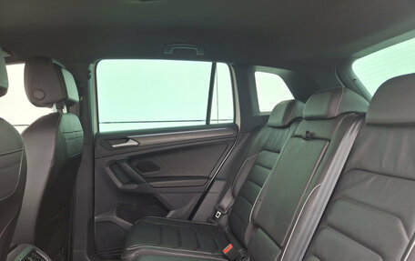 Volkswagen Tiguan II, 2021 год, 3 650 000 рублей, 15 фотография