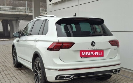 Volkswagen Tiguan II, 2021 год, 3 650 000 рублей, 8 фотография