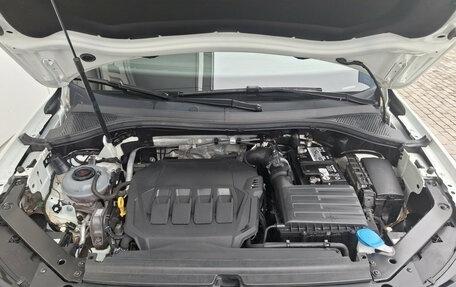 Volkswagen Tiguan II, 2021 год, 3 650 000 рублей, 11 фотография