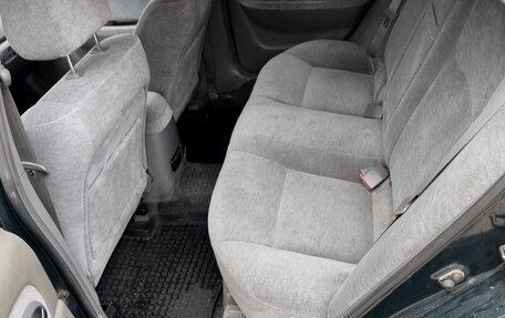 KIA Magentis I, 2004 год, 270 000 рублей, 9 фотография