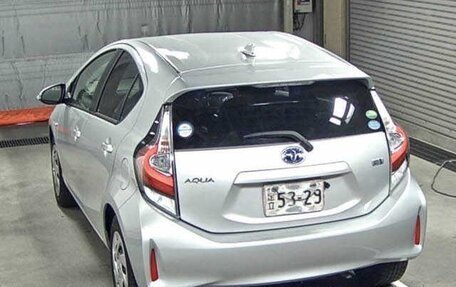 Toyota Aqua I, 2019 год, 1 290 000 рублей, 6 фотография