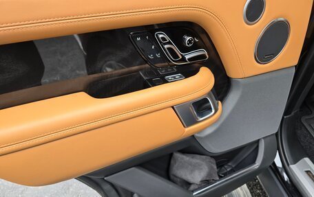 Land Rover Range Rover IV рестайлинг, 2019 год, 7 980 000 рублей, 18 фотография