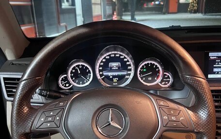 Mercedes-Benz E-Класс, 2012 год, 1 550 000 рублей, 17 фотография