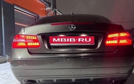 Mercedes-Benz E-Класс, 2012 год, 1 550 000 рублей, 13 фотография