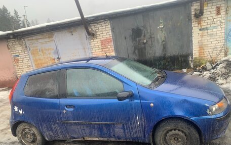 Fiat Punto III Punto Evo рестайлинг, 2001 год, 50 000 рублей, 2 фотография