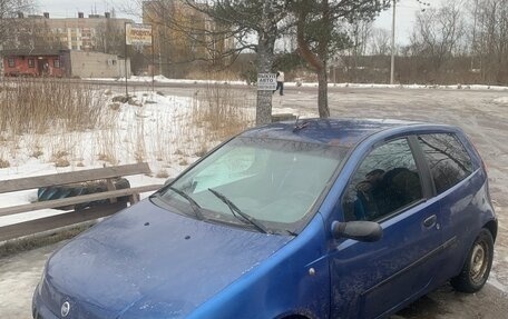 Fiat Punto III Punto Evo рестайлинг, 2001 год, 50 000 рублей, 3 фотография