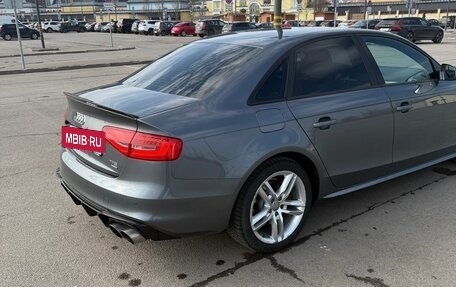 Audi A4, 2014 год, 2 100 000 рублей, 5 фотография