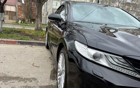 Toyota Camry, 2020 год, 2 800 000 рублей, 5 фотография