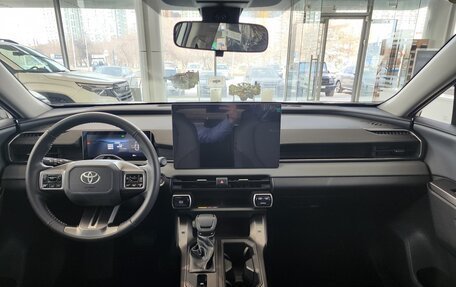 Toyota RAV4, 2026 год, 4 900 000 рублей, 12 фотография