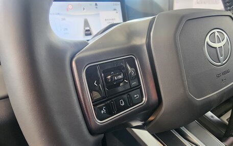 Toyota RAV4, 2026 год, 4 900 000 рублей, 17 фотография