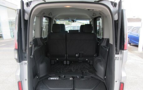 Honda Stepwgn IV, 2020 год, 2 165 000 рублей, 10 фотография