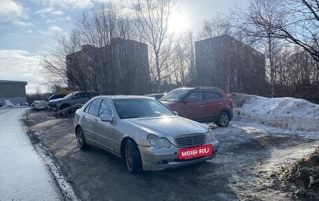 Mercedes-Benz C-Класс, 2001 год, 300 000 рублей, 2 фотография