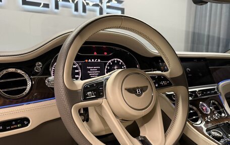 Bentley Continental GT III, 2018 год, 13 000 000 рублей, 16 фотография