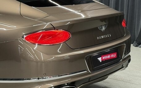 Bentley Continental GT III, 2018 год, 13 000 000 рублей, 8 фотография