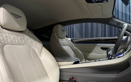 Bentley Continental GT III, 2018 год, 13 000 000 рублей, 32 фотография