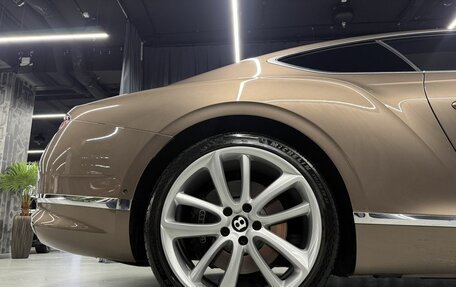 Bentley Continental GT III, 2018 год, 13 000 000 рублей, 35 фотография