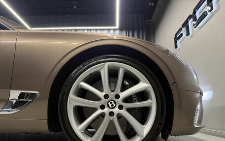 Bentley Continental GT III, 2018 год, 13 000 000 рублей, 34 фотография