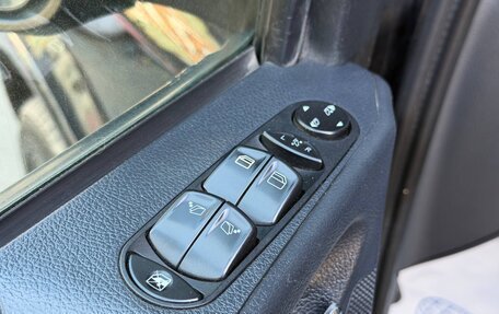 Mercedes-Benz Viano, 2011 год, 2 300 000 рублей, 20 фотография