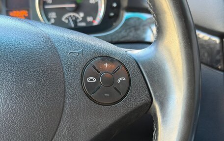 Mercedes-Benz Viano, 2011 год, 2 300 000 рублей, 24 фотография