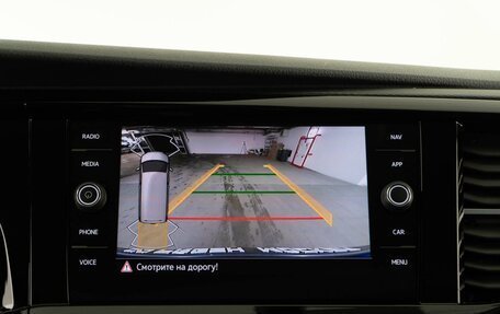 Volkswagen Multivan T6 рестайлинг, 2021 год, 8 599 050 рублей, 18 фотография