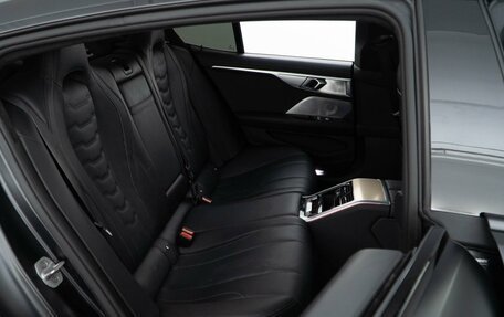 BMW 8 серия, 2020 год, 7 фотография