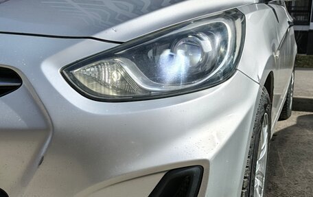 Hyundai Solaris II рестайлинг, 2011 год, 700 000 рублей, 10 фотография