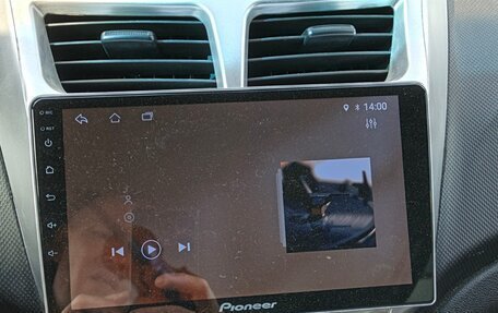 Hyundai Solaris II рестайлинг, 2011 год, 700 000 рублей, 14 фотография