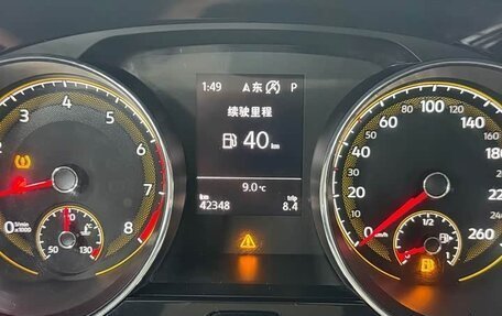 Volkswagen Touran III, 2022 год, 2 370 000 рублей, 8 фотография