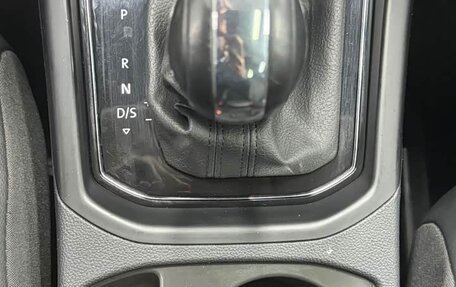 Volkswagen Touran III, 2022 год, 2 370 000 рублей, 17 фотография