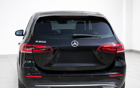 Mercedes-Benz B-Класс, 2019 год, 3 050 000 рублей, 2 фотография