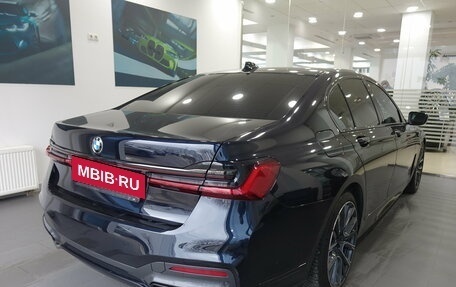 BMW 7 серия, 2021 год, 7 325 000 рублей, 2 фотография