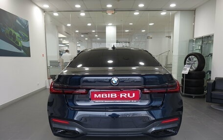 BMW 7 серия, 2021 год, 7 325 000 рублей, 4 фотография