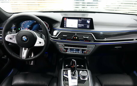 BMW 7 серия, 2021 год, 7 325 000 рублей, 12 фотография