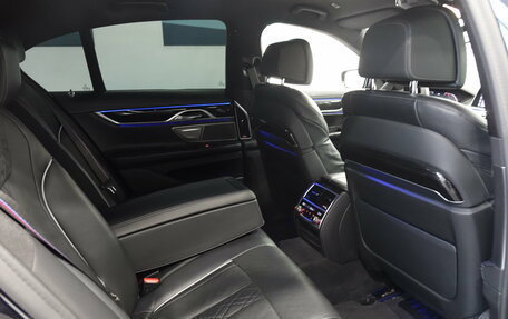 BMW 7 серия, 2021 год, 7 325 000 рублей, 20 фотография