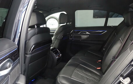 BMW 7 серия, 2021 год, 7 325 000 рублей, 18 фотография