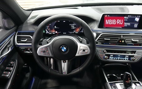 BMW 7 серия, 2021 год, 7 325 000 рублей, 11 фотография