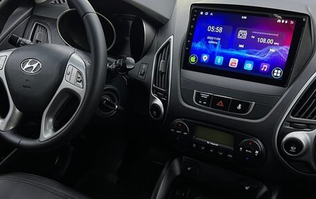 Hyundai ix35 I рестайлинг, 2011 год, 1 270 000 рублей, 10 фотография