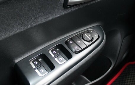 KIA Rio IV, 2021 год, 1 799 000 рублей, 9 фотография