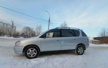 Toyota Ipsum II, 1996 год, 400 000 рублей, 2 фотография