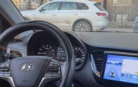 Hyundai Solaris II рестайлинг, 2019 год, 1 600 000 рублей, 10 фотография