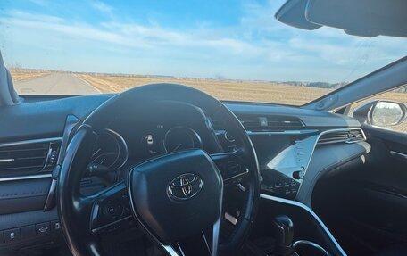 Toyota Camry, 2020 год, 3 800 000 рублей, 8 фотография