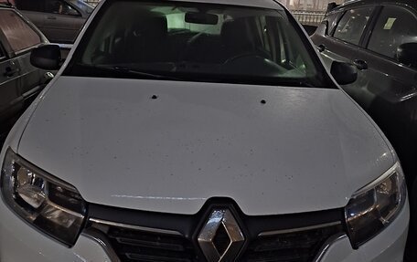 Renault Sandero II рестайлинг, 2018 год, 900 000 рублей, 1 фотография