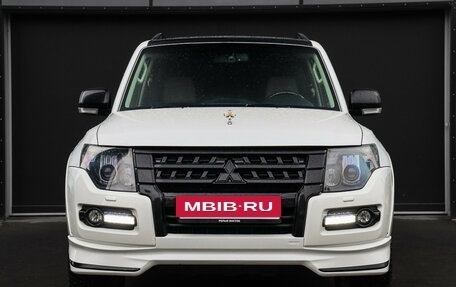 Mitsubishi Pajero IV, 2019 год, 3 670 000 рублей, 2 фотография