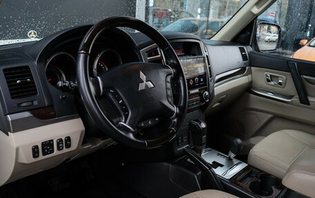 Mitsubishi Pajero IV, 2019 год, 3 670 000 рублей, 13 фотография