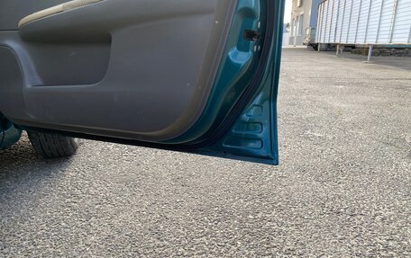 Nissan Note II рестайлинг, 2005 год, 550 000 рублей, 13 фотография