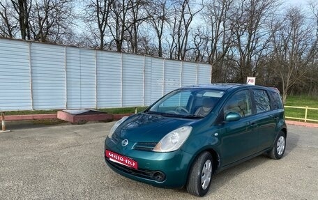 Nissan Note II рестайлинг, 2005 год, 550 000 рублей, 22 фотография