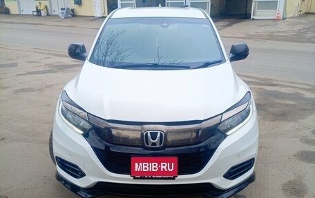 Honda Vezel, 2018 год, 1 850 000 рублей, 2 фотография